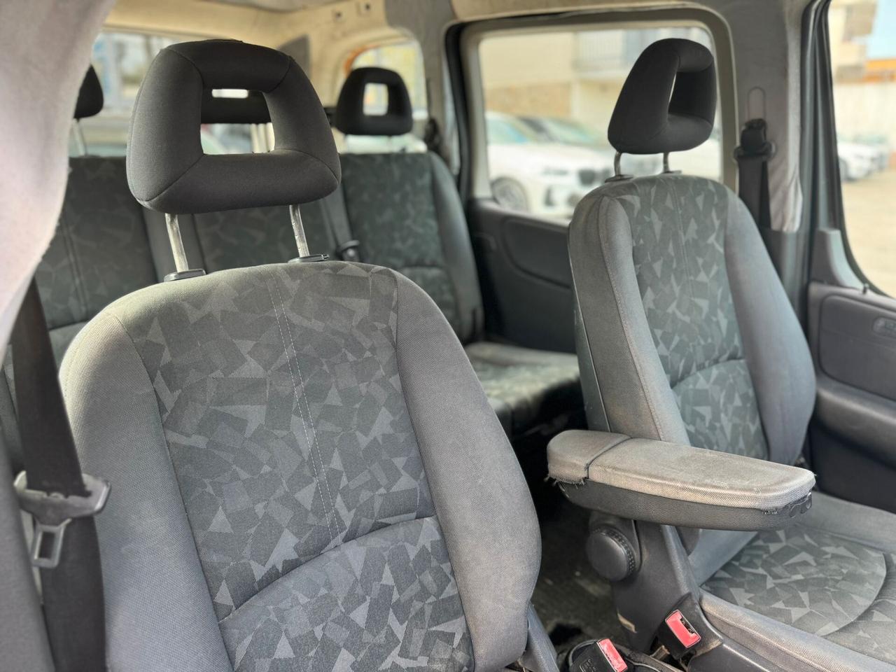 Mercedes-benz VENEO 1900 BENZ GPL CON 5 POSTI