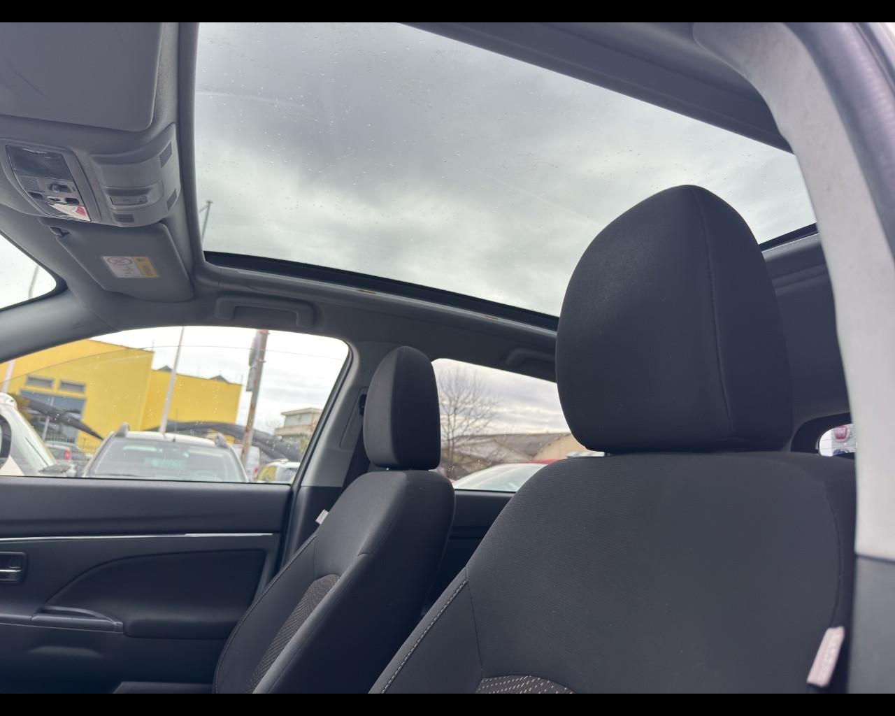 MITSUBISHI ASX 1ª serie - ASX 1.6 DI-D 114 CV 4WD Instyle Panoramic