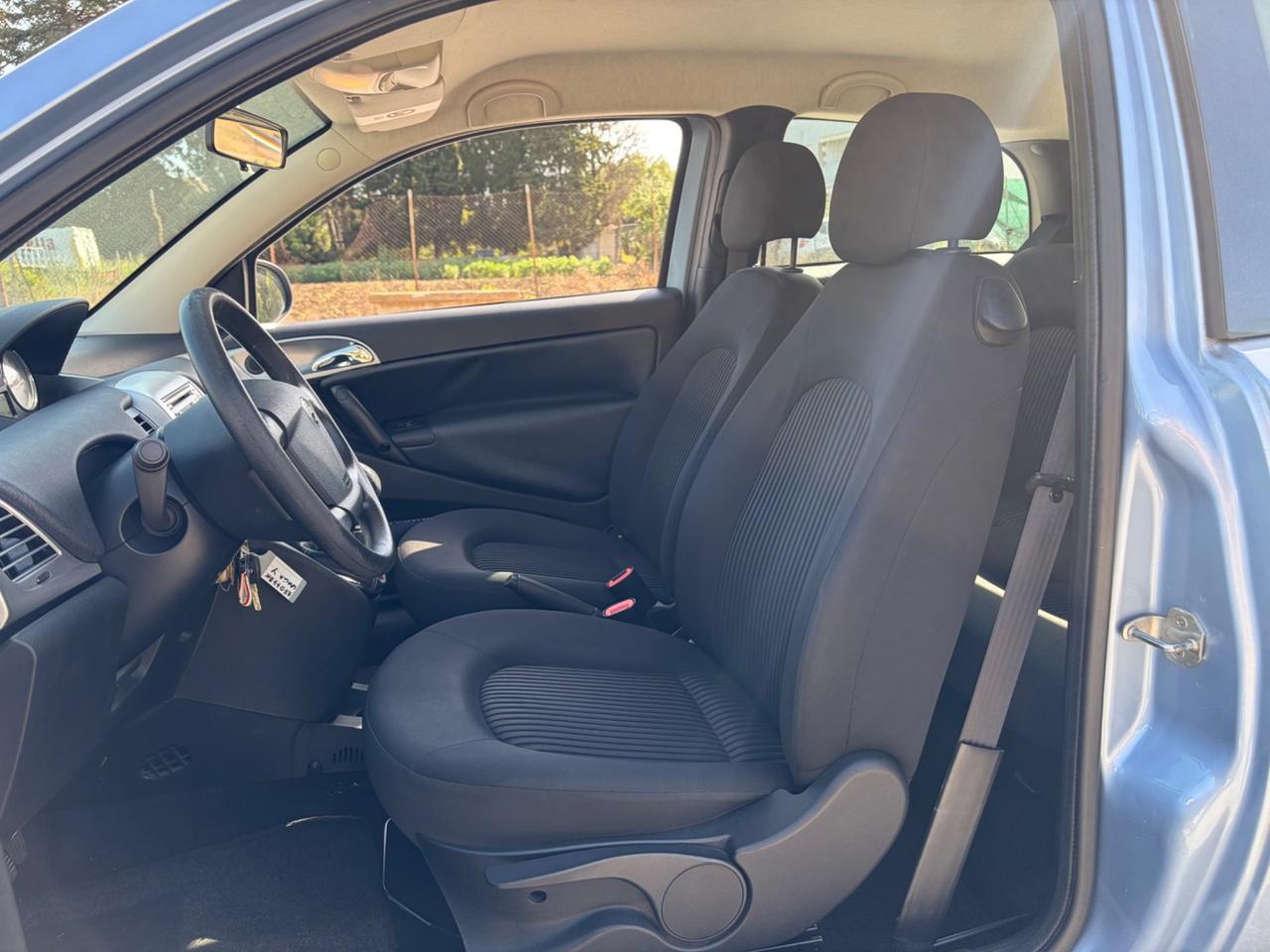 Lancia Ypsilon 1.2 69 CV Argento