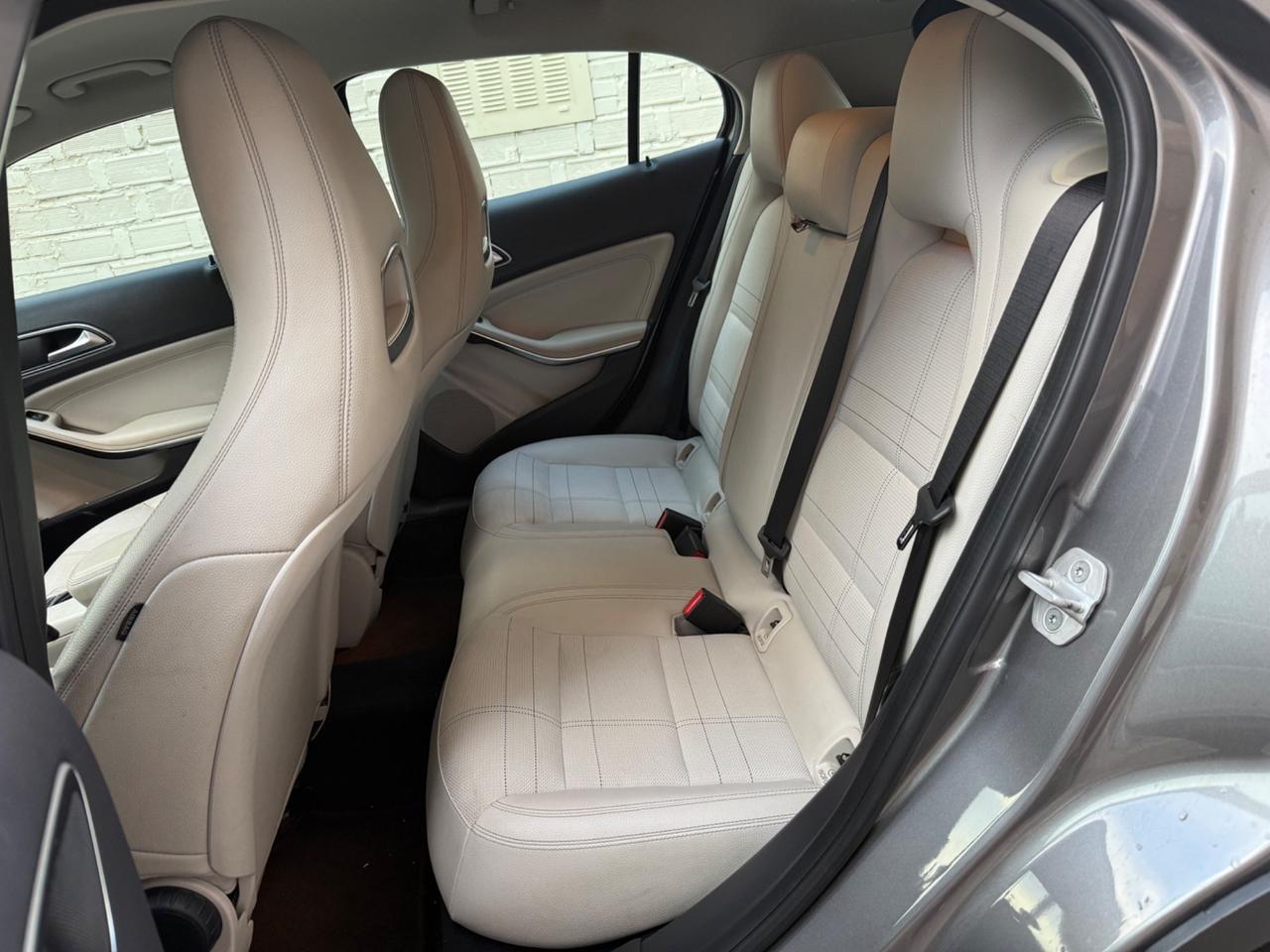 Mercedes-benz GLA 200 GLA 200 CDI Automatic Sport