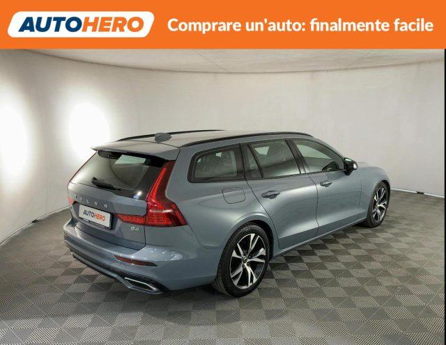 VOLVO V60 B4 automatico Plus Dark
