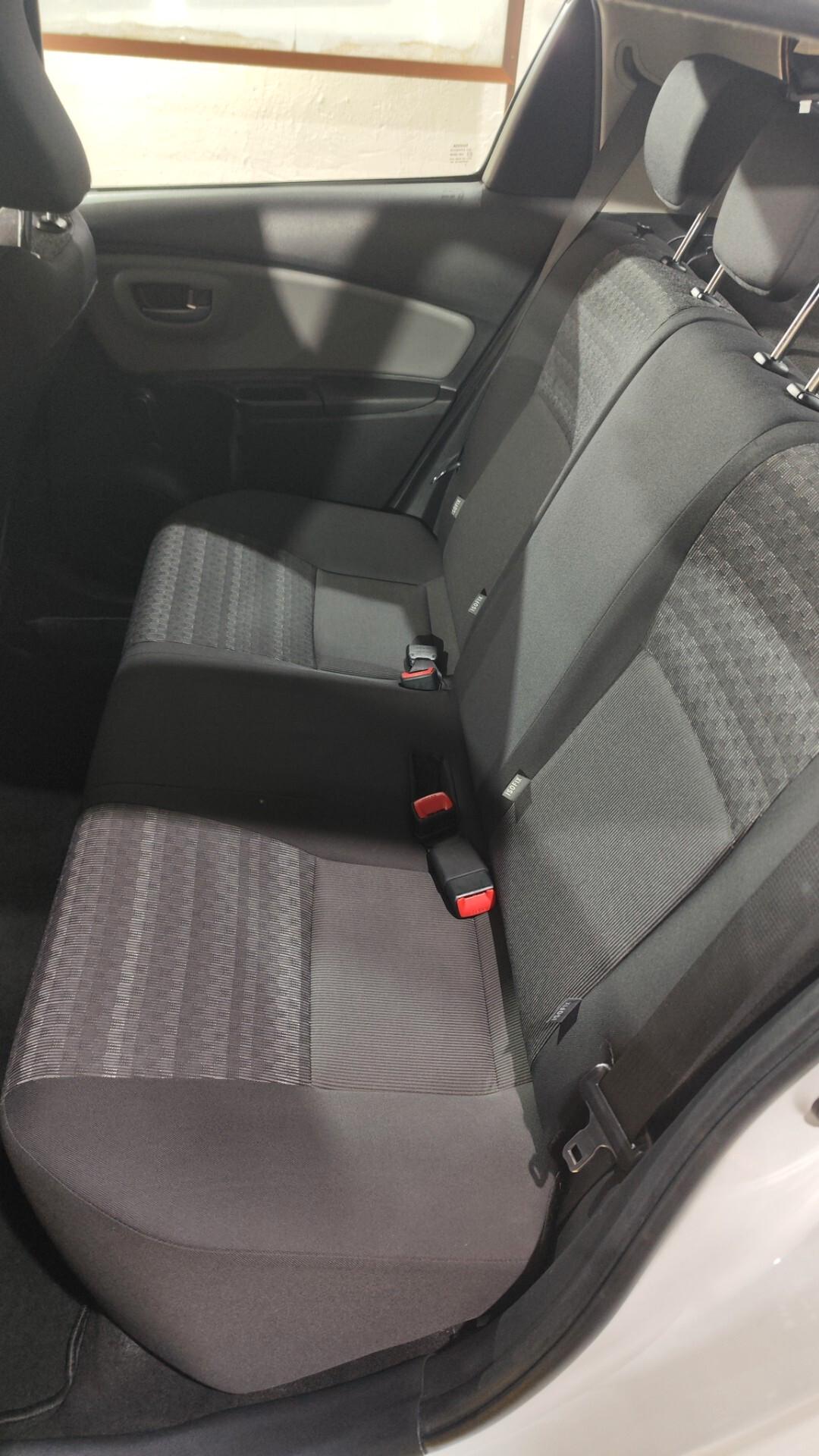 Toyota Yaris 1.0 5 porte Lounge