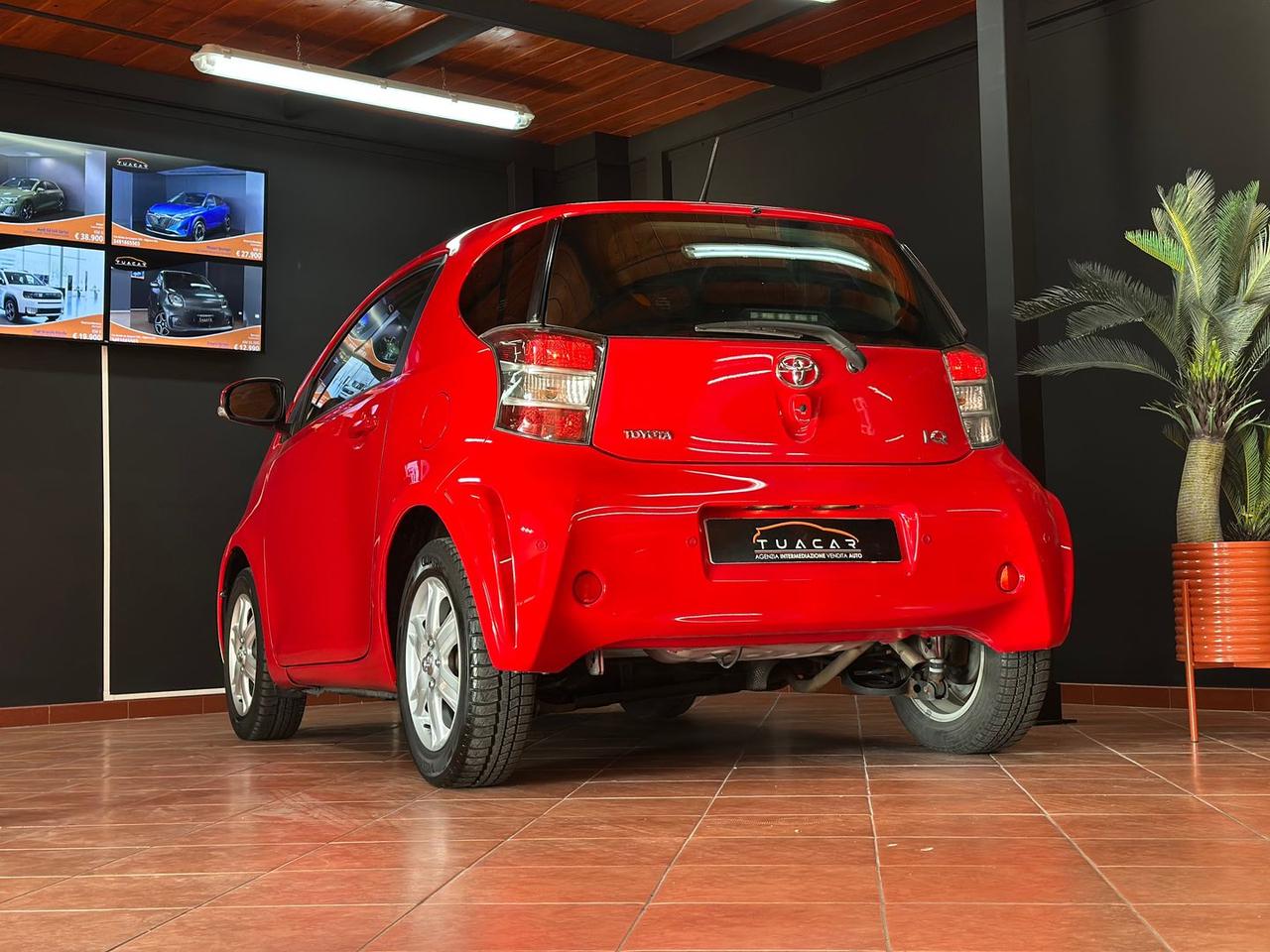 Toyota iQ 1.0 #11374