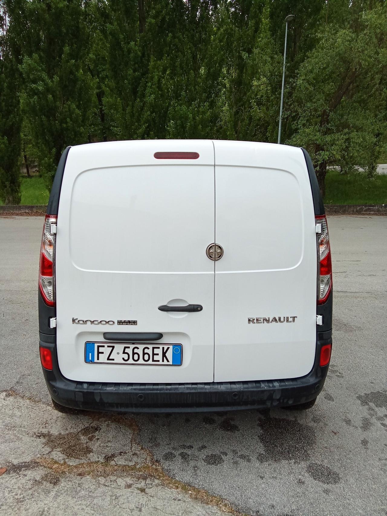 Renault Kangoo Blue dCi 95CV Maxi 020