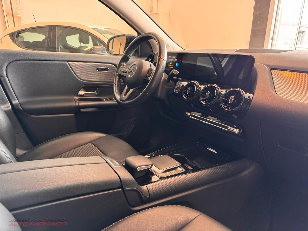 Mercedes-benz GLA 180d Sport 2021