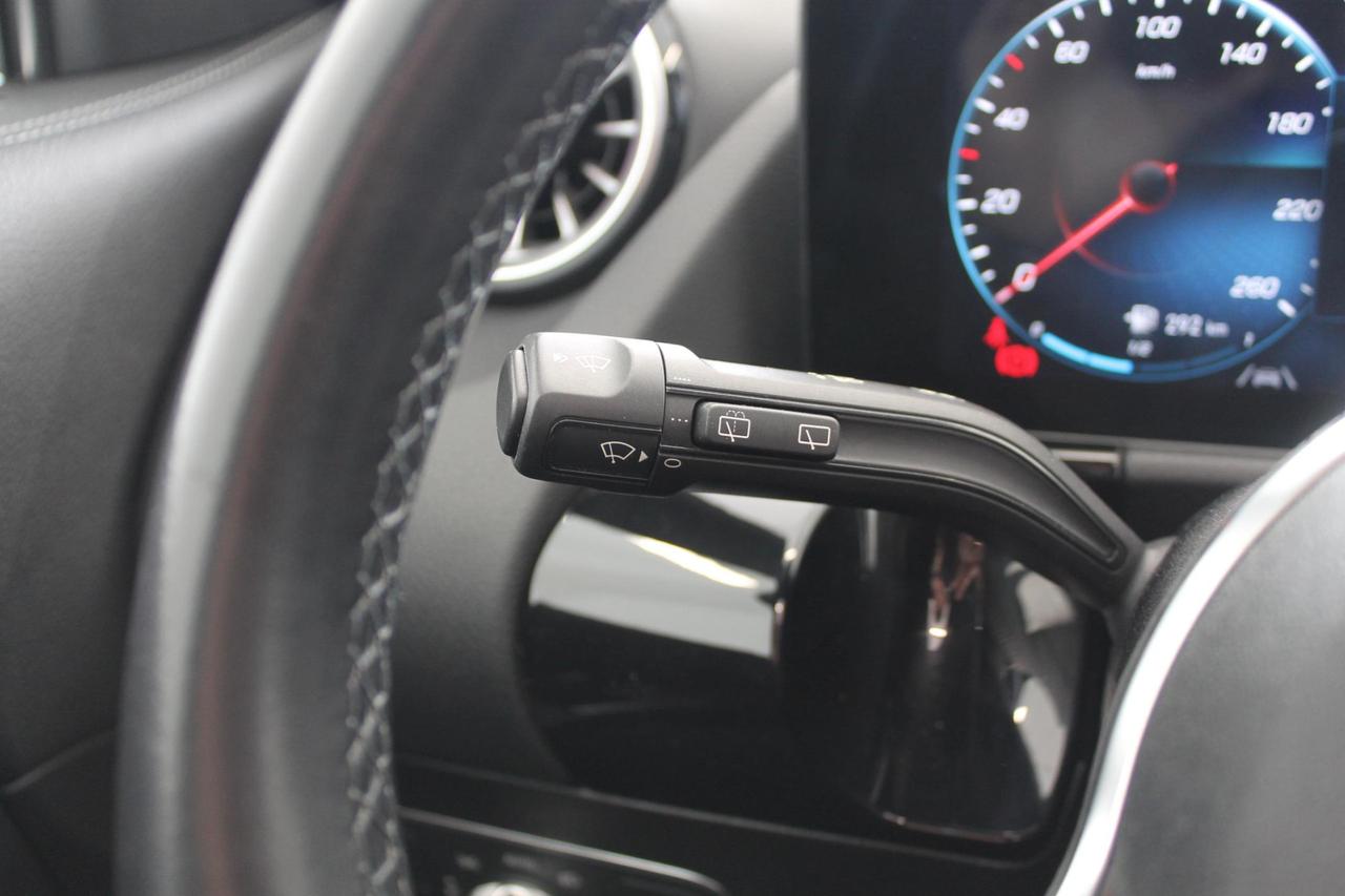Mercedes GLA 200 d Auto Sport Plus TETTO + FULL LED