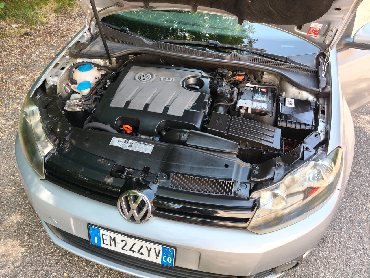 Volkswagen Golf 6 Diesel 1.6 TDI DPF Comfortline