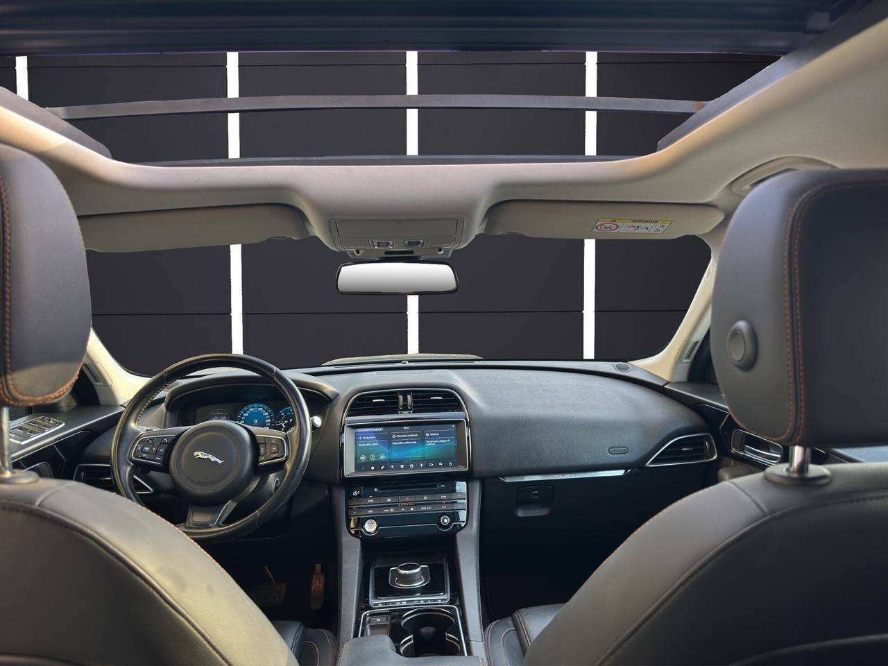 Jaguar F-Pace 2.0 D 180 CV AWD Portfolio