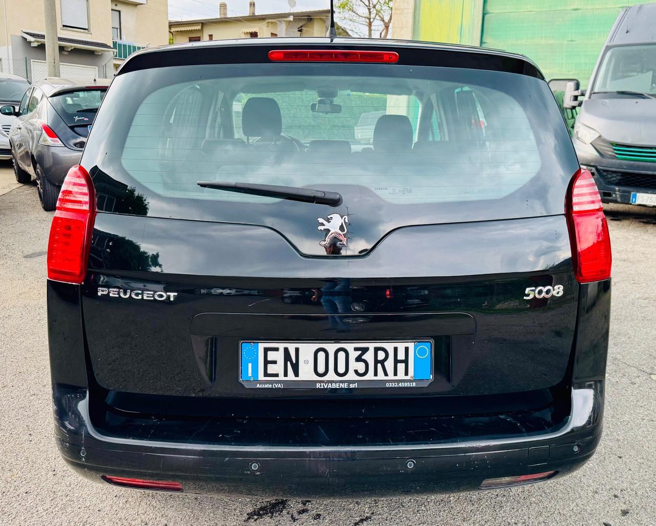 Peugeot 5008 2.0 HDi 150CV Business 7 Posti