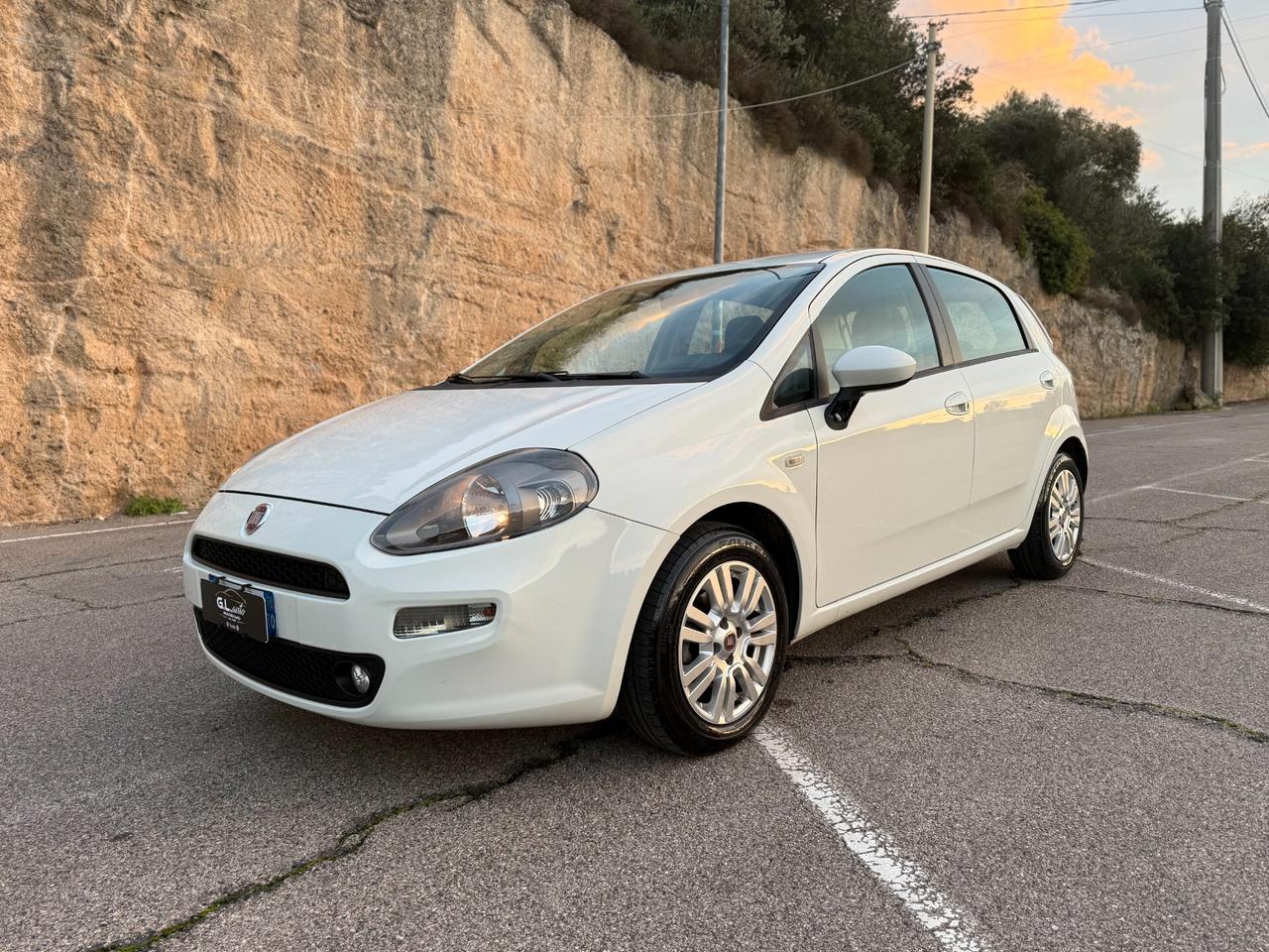 Fiat Punto LOUNGE/1.2 69 CV/CAR PLAY/5 POSTI