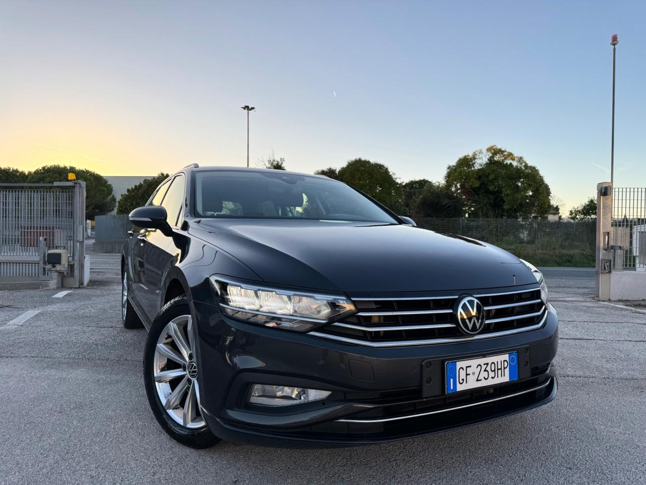 VOLKSWAGEN PASSAT 2.0 Tdi 150CV - Led Carplay 17