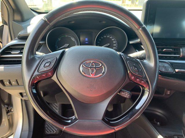 TOYOTA C-HR 1.8 Hybrid E-CVT Business