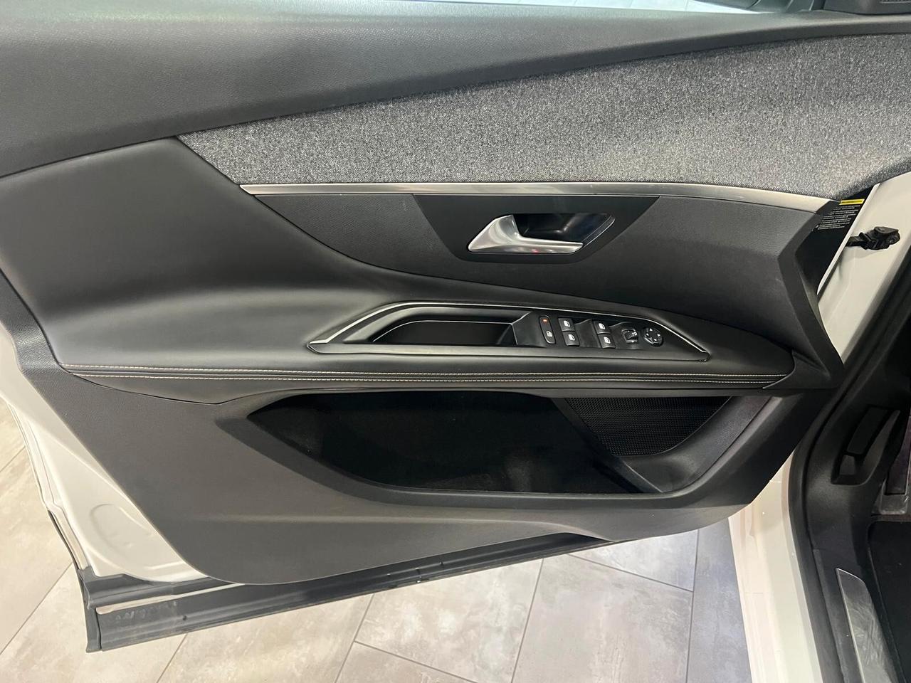 Peugeot 3008 BlueHDi 130 S&S EAT8 Allure.PROMO FINANZIAMENTO