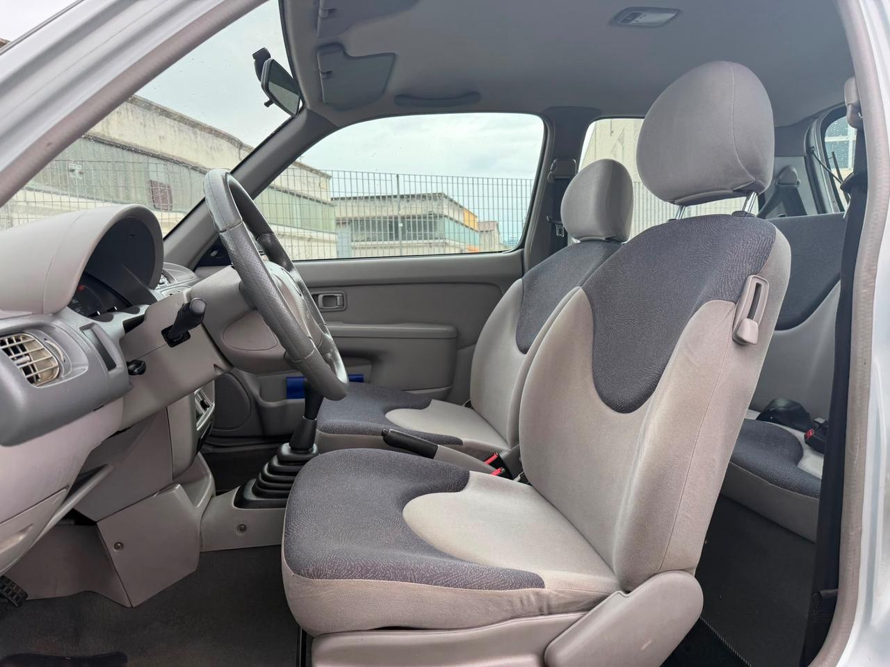 Nissan Micra 16V Luxury 100.000 KM