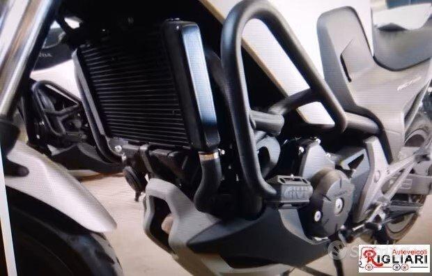 Honda NC750X del 2014 km 20329cambio meccanico