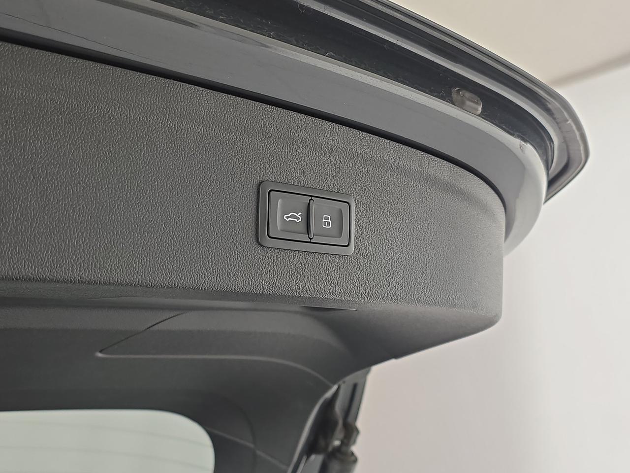 Audi A3 sportback 30 2.0 tdi business advanced