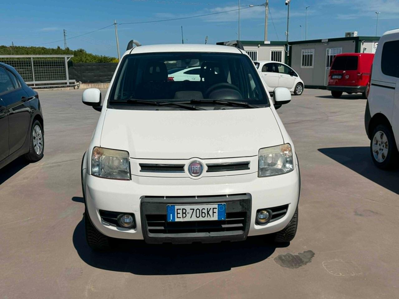 Fiat Panda 1.3 MJT 16V DPF 4x4 Climbing