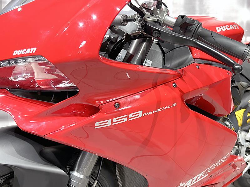 Ducati Panigale 959