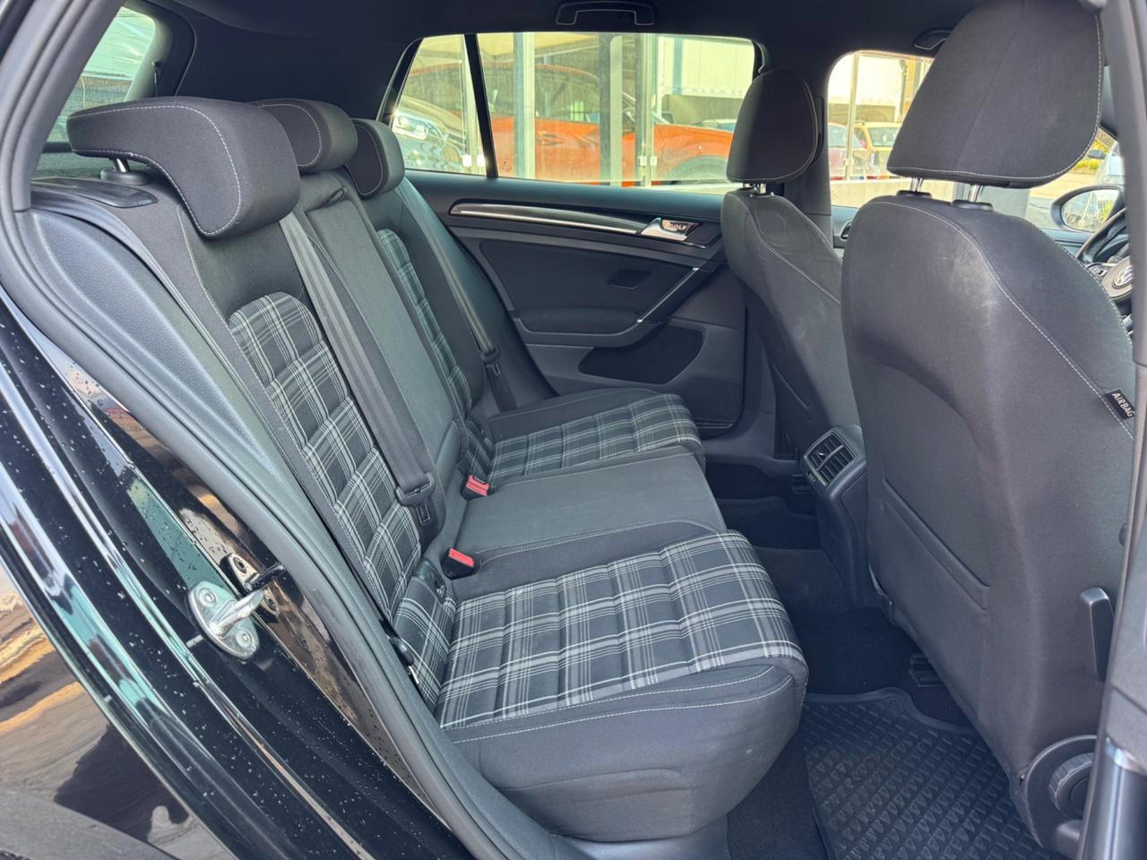 VOLKSWAGEN GOLF 7 GTD 2.0 TDI 184 CV MOTORE NUOVO KM 0