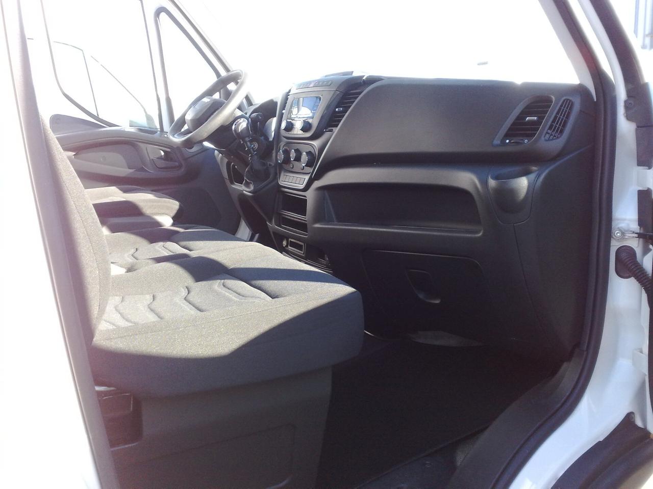 Iveco Daily 35c18 3000cc GEMELLATO - 2021