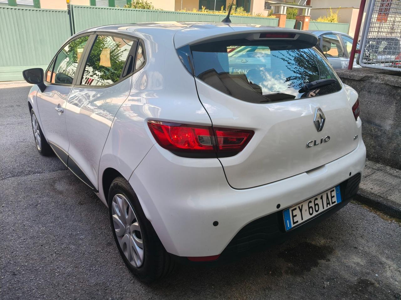 Renault Clio 1.5 DCI 75CV FULL OPTIONAL 2015