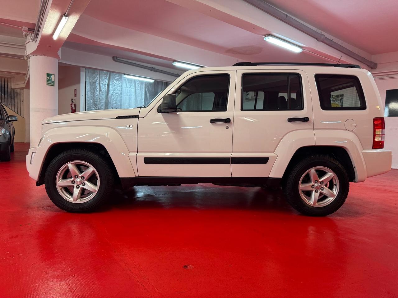 Jeep Cherokee 2.8 CRD DPF Limited Auto