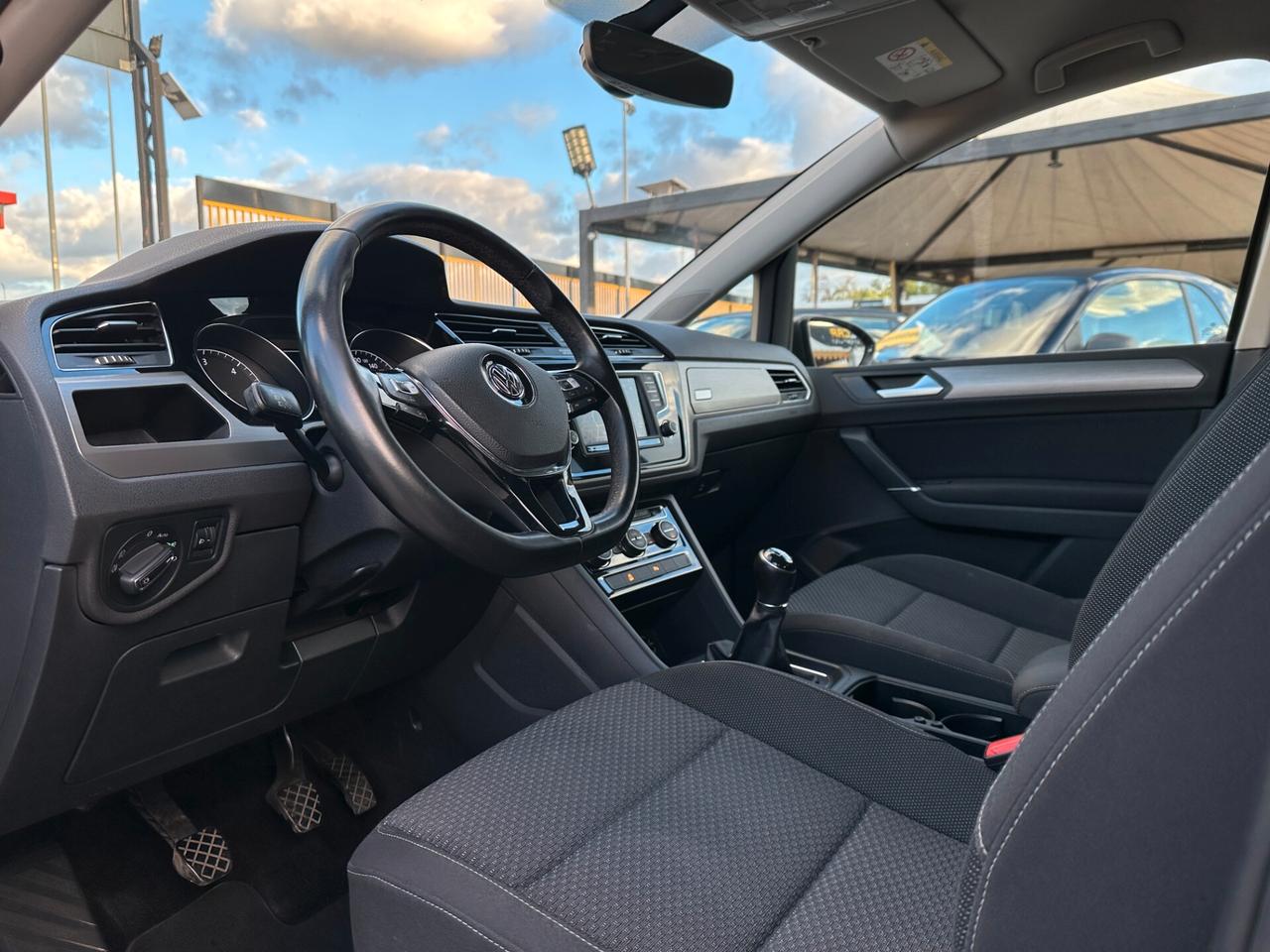 VOLKSWAGEN Touran 1.6 TDI 110 cv BMT Trendline