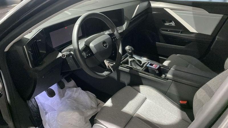Opel Astra 1.2 Turbo 130 CV Business Elegance