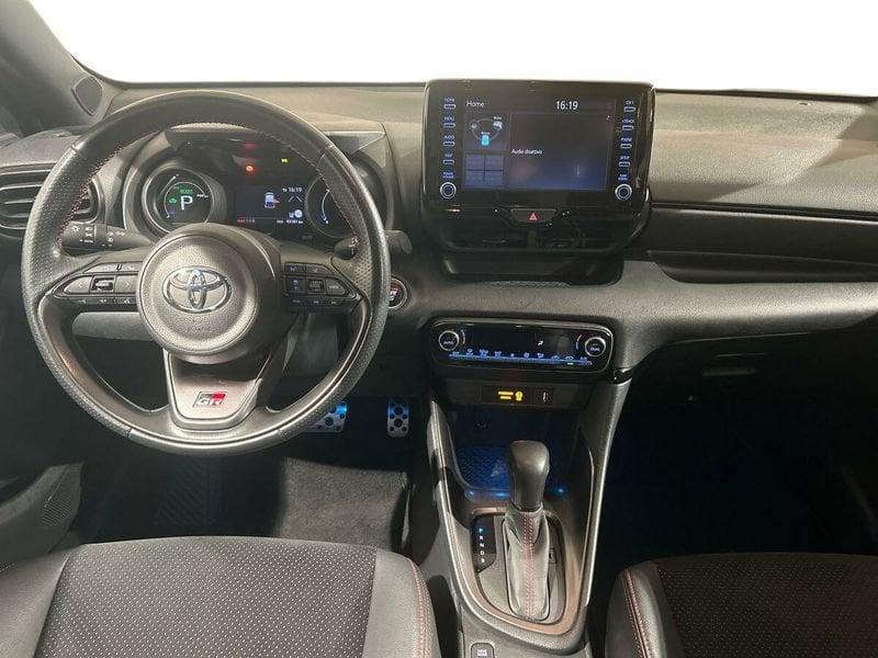 Toyota Yaris Hybrid GR Sport MY22