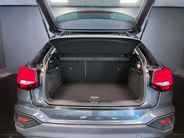 AUDI Q2 35 TFSI S tronic Business