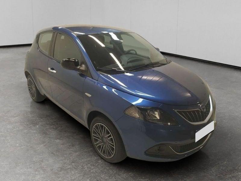 Lancia Ypsilon 1.0 firefly hybrid Gold s&s 70cv