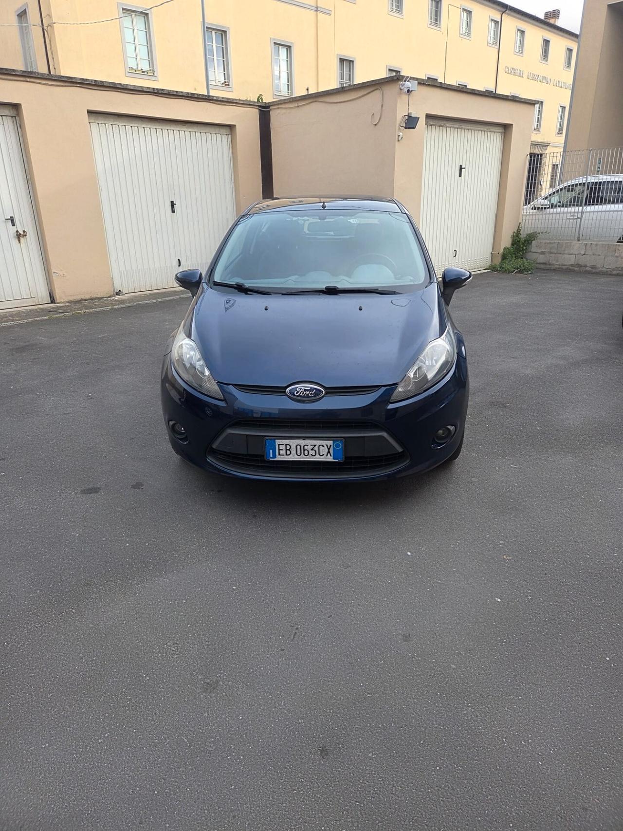 Ford Fiesta 1.4 TDCi 70CV 3 porte Titanium perfetta possibilita 12 mesi garanzia neopatentati ok