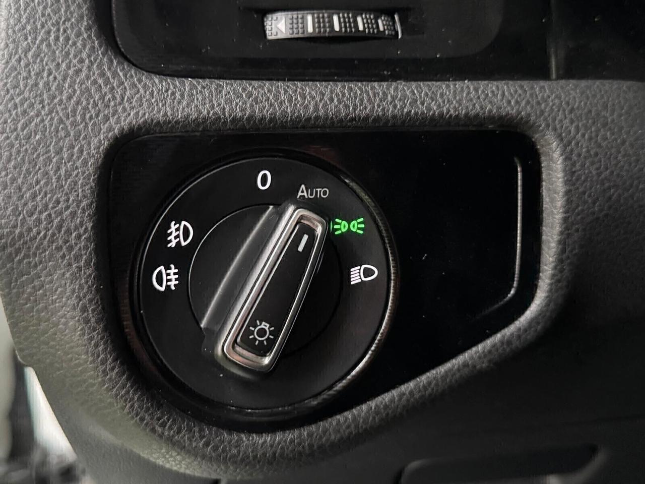 Volkswagen Golf 2.0 TDI DSG 5p. Highline BlueMotion Technology