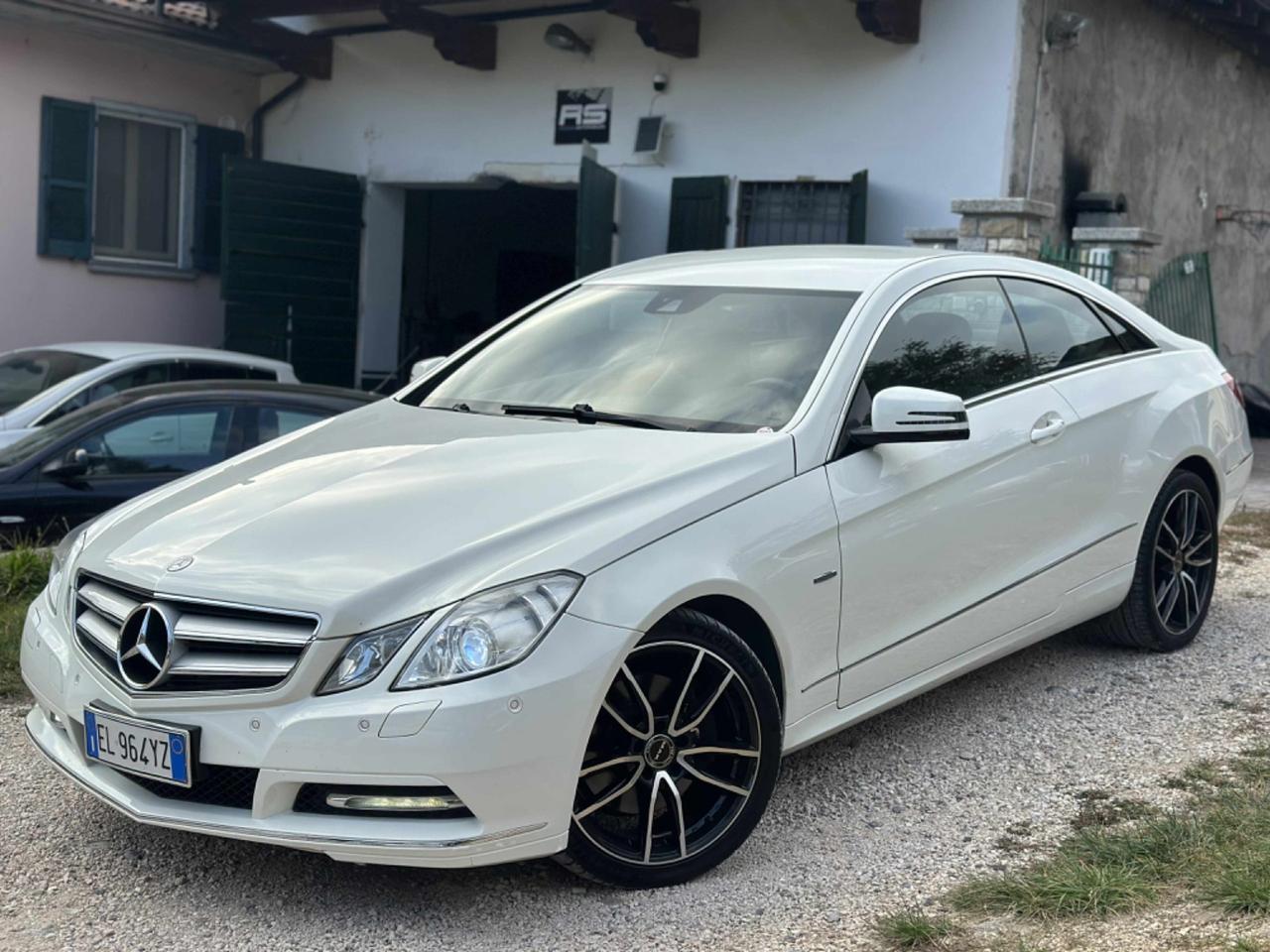 Mercedes-benz E 250 CDI FULLOPT UNICOPR KMCERT