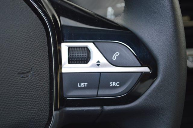 PEUGEOT 208 PureTech 100 Stop&Start Active