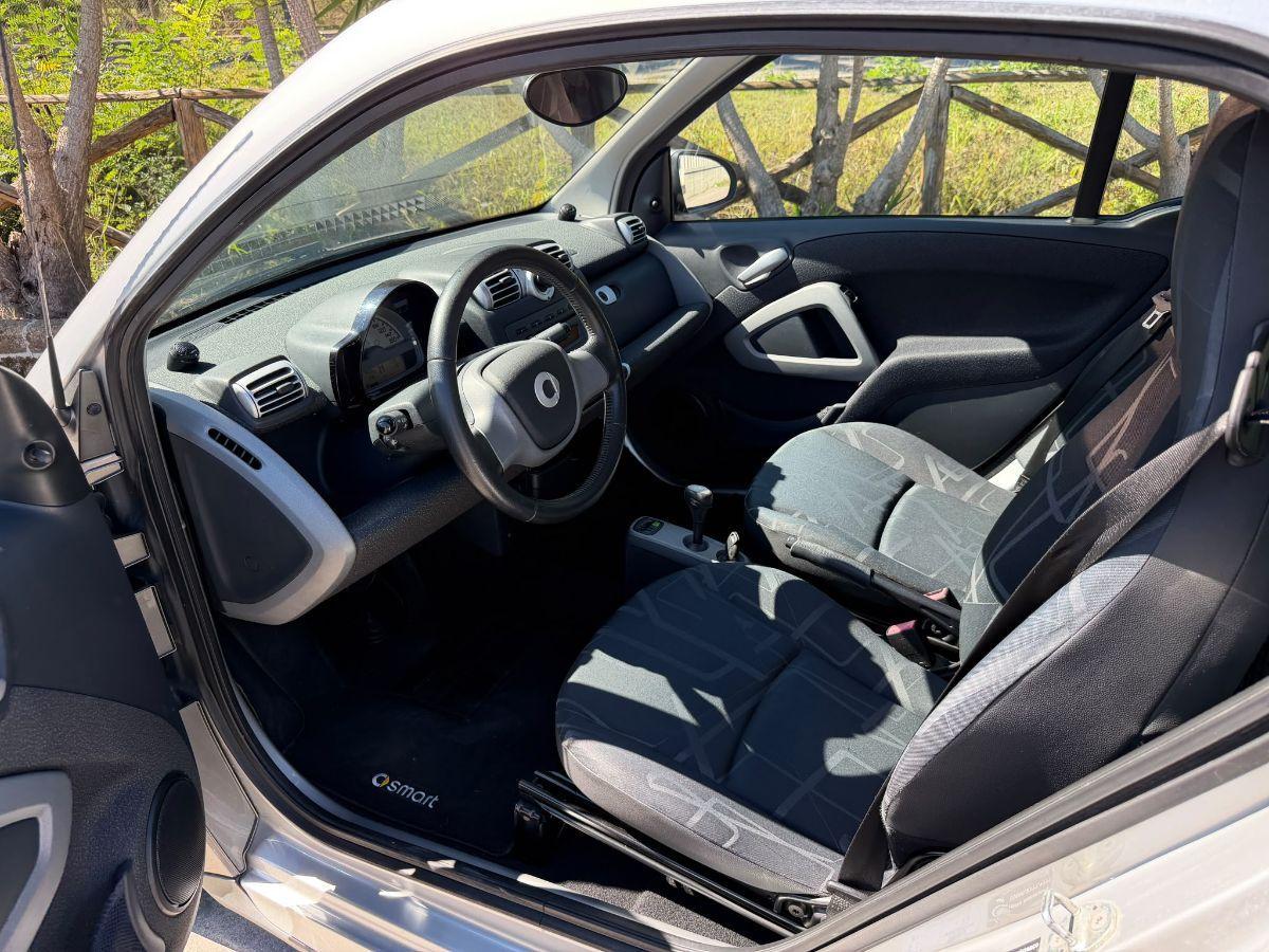 SMART - Fortwo - 1000 52 kW MHD coupÃ© passion