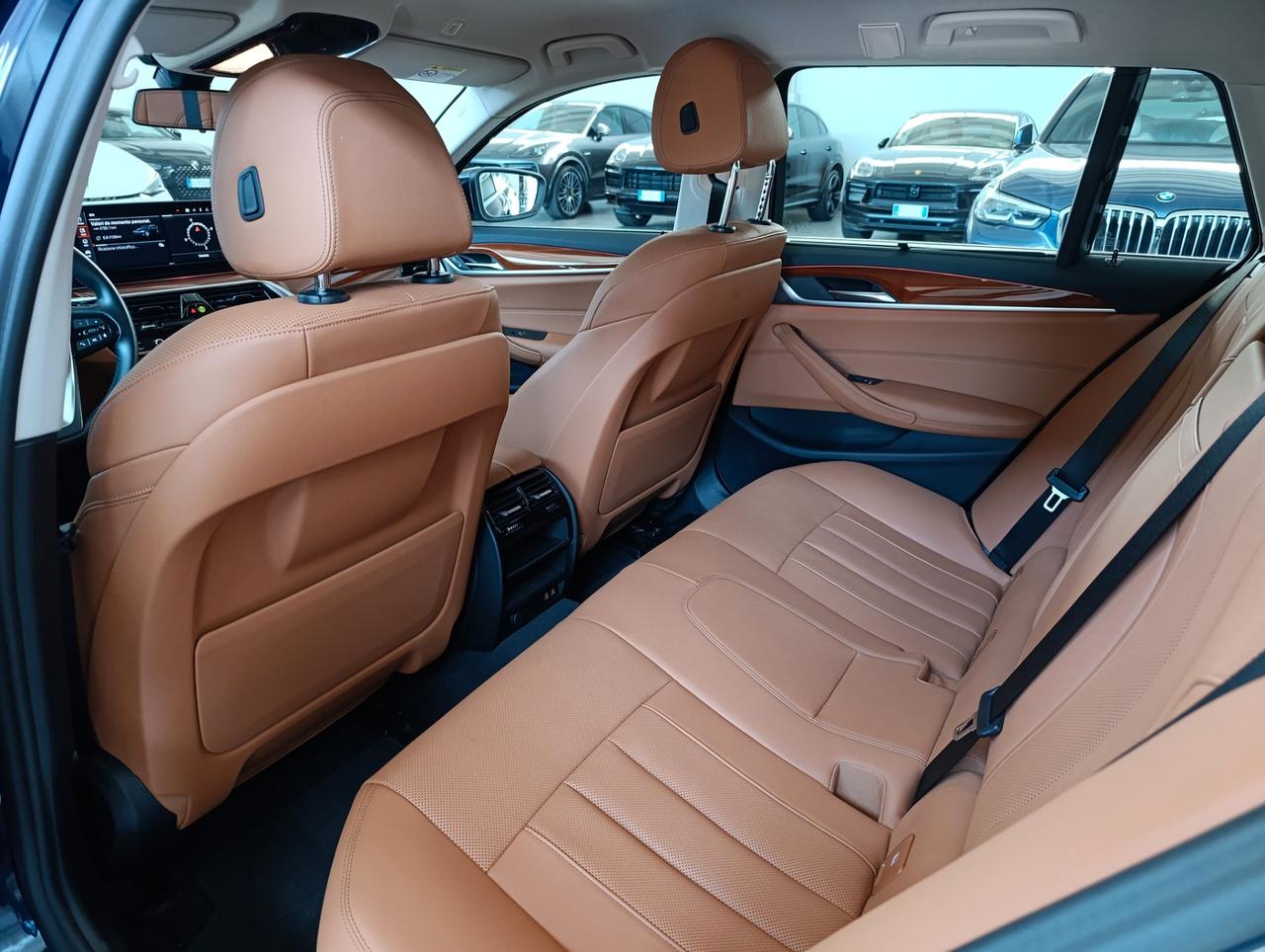 BMW 520 d Touring mhev 48V xdrive Business auto