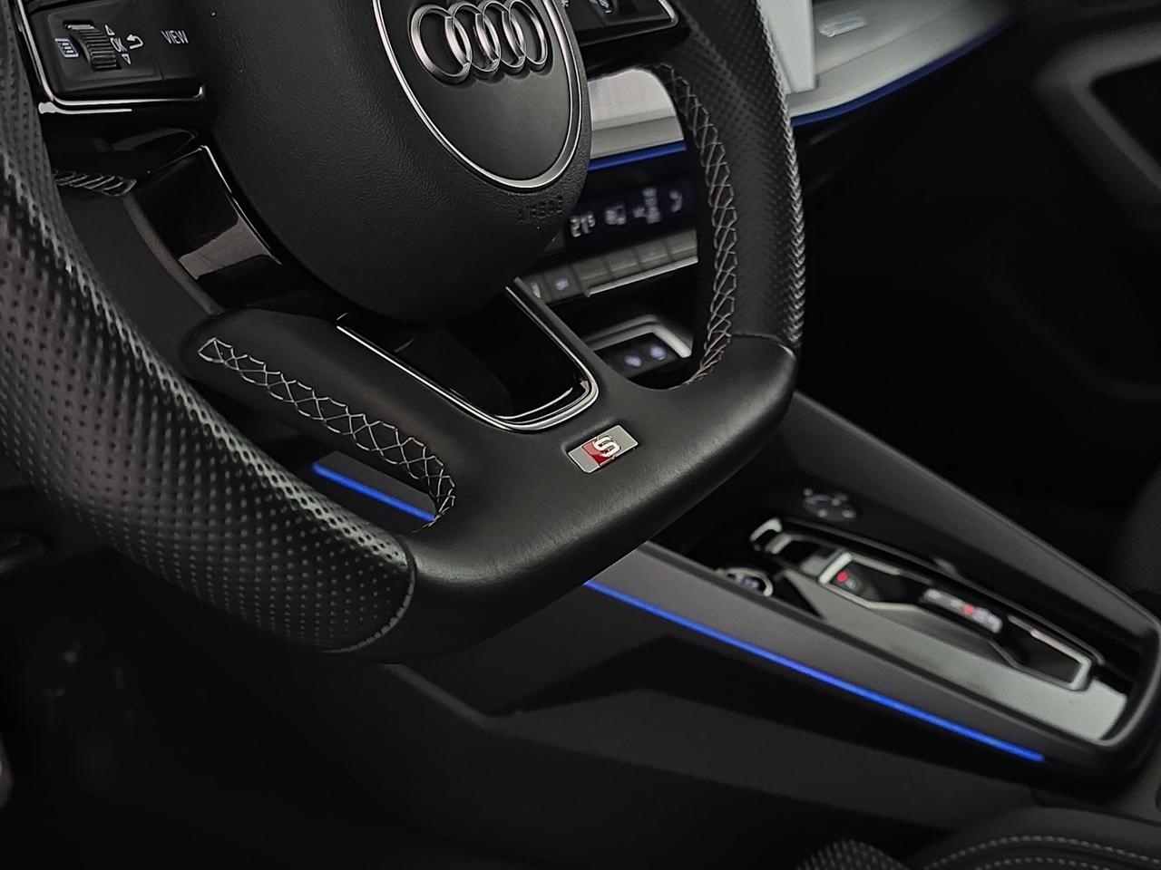 Audi A3 sportback 35 2.0 tdi s line edition s-tronic