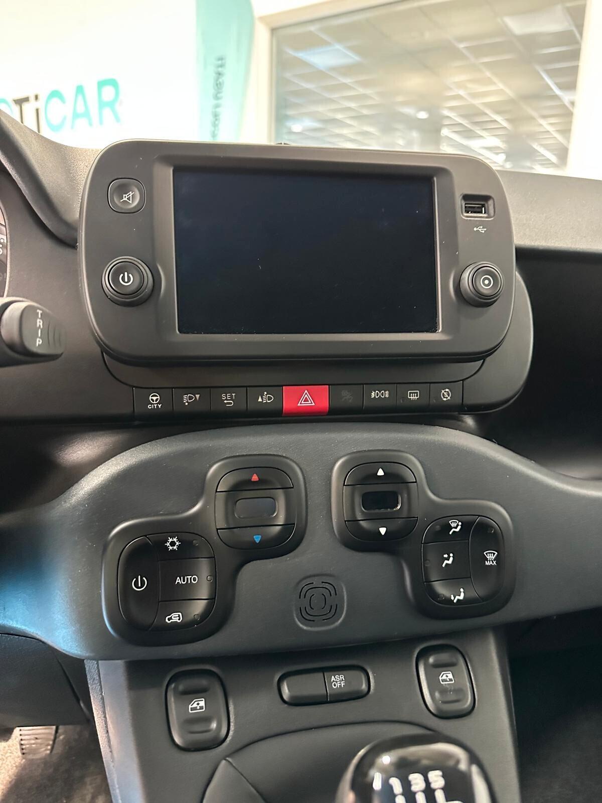 Fiat Panda Cross 1.0 FireFly S&S Hybrid 2024