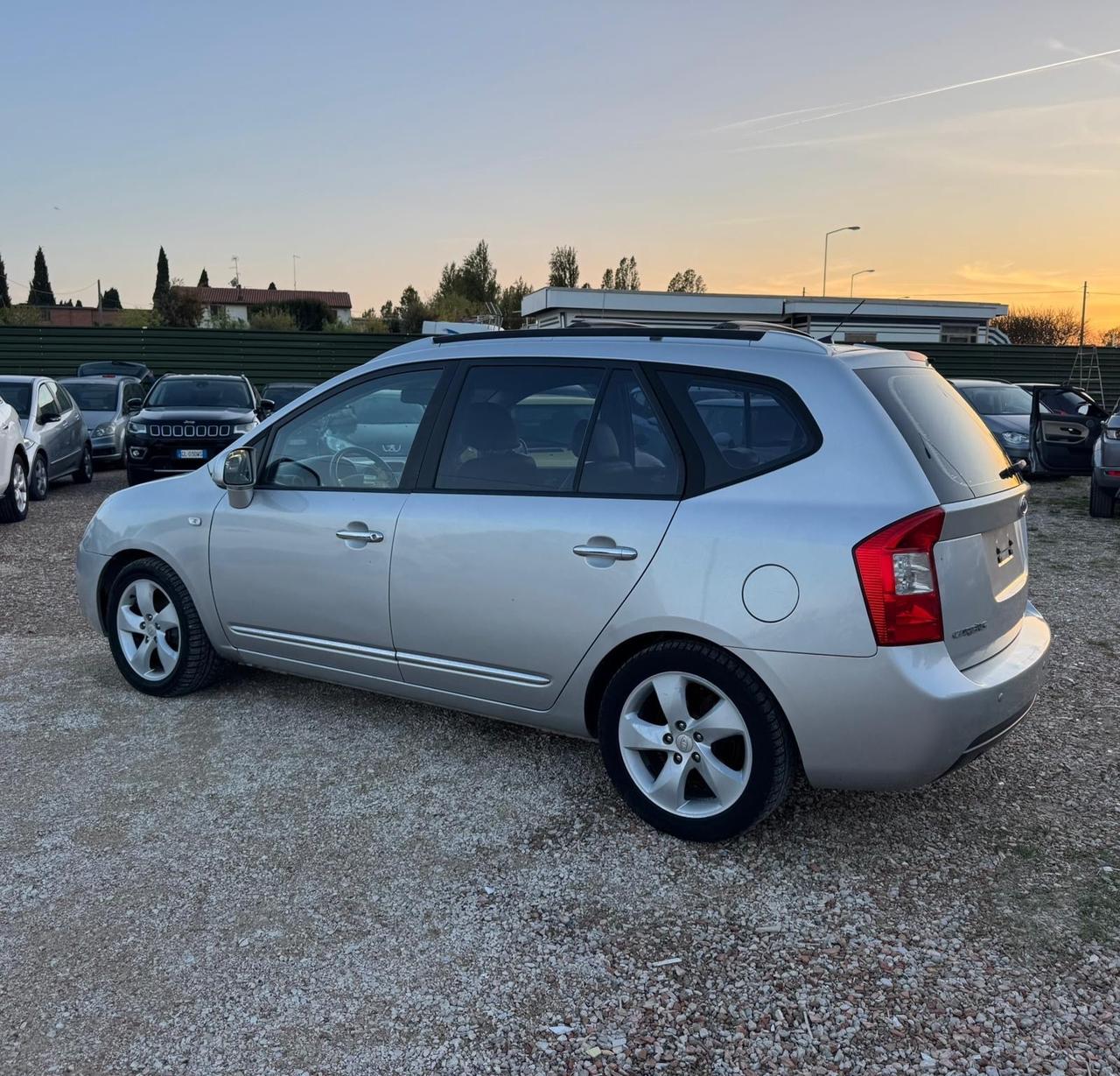 Kia Carens 2.0 16V CRDi VGT EX Class per Export