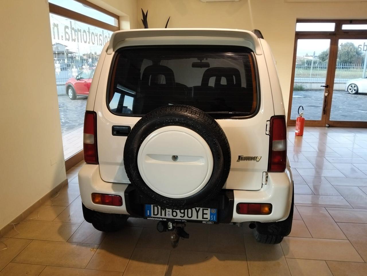 Suzuki Jimny 1.5 DDiS cat 4WD JLX