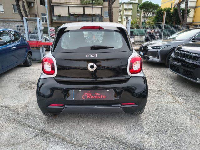 SMART ForFour 70 1.0 Passion Twinamic Automatico