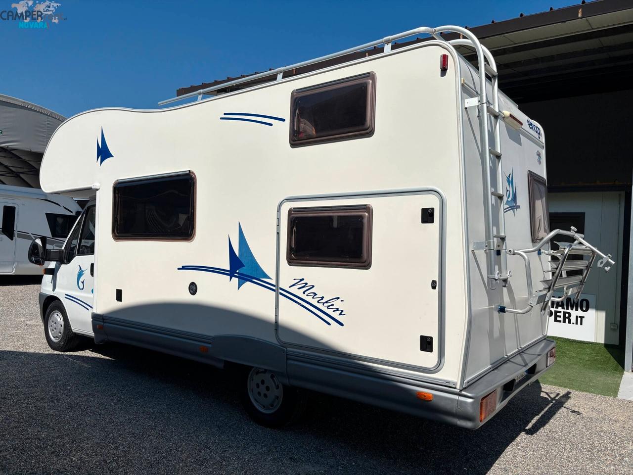 ELNAGH MARLIN 64 - mansardato con letti a castello longitudinali in coda