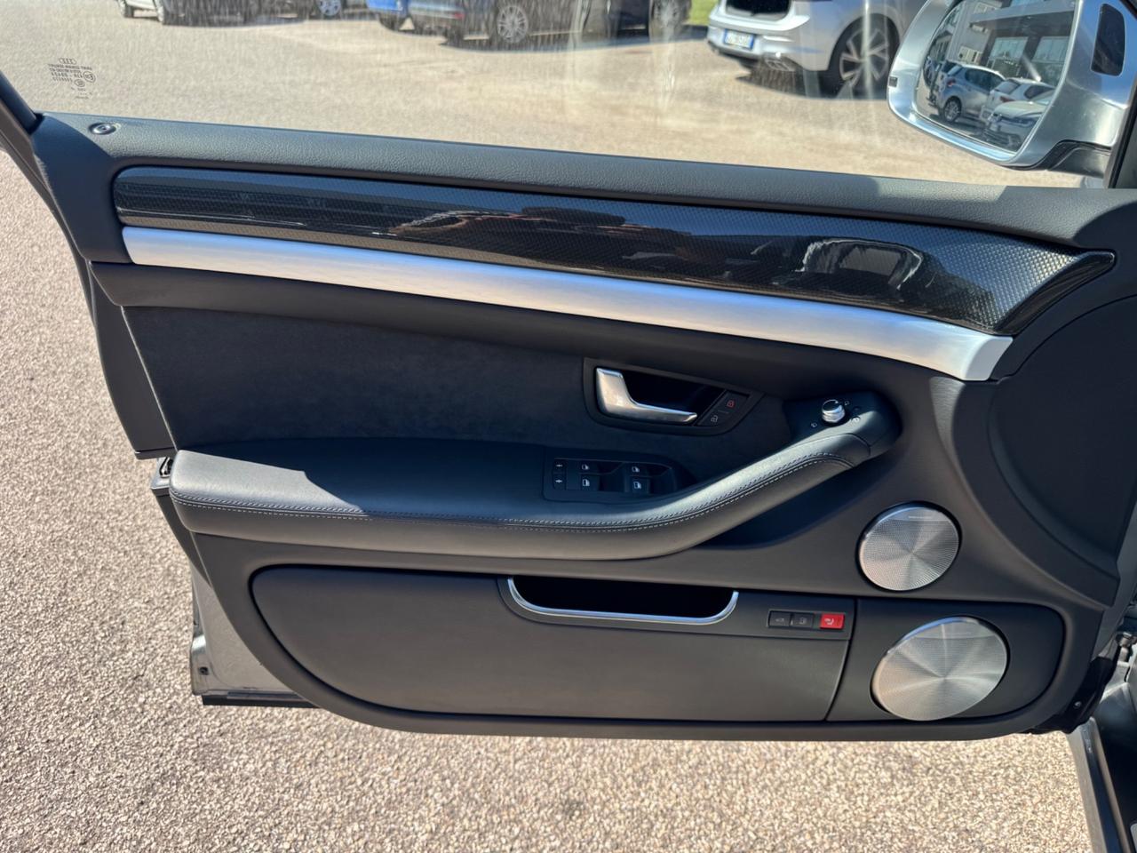 Audi S8 V10 450cv CARBO TETTO PELLE