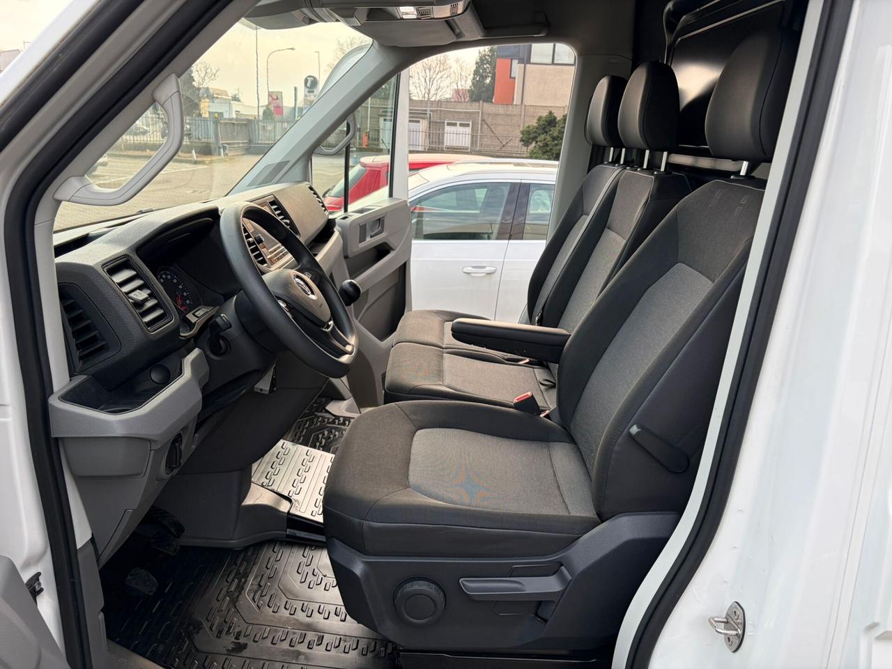 Volkswagen Crafter 35 2.0 TDI 140cv PM-TA L3H3