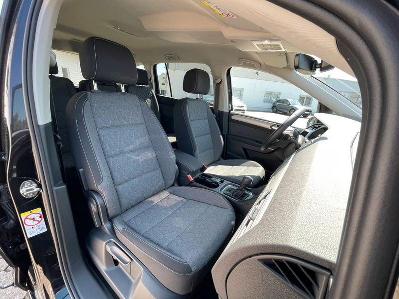 Volkswagen Touran 1.5 TSI ACT DSG MOVE Camera ACC Navi Cockpit 16"