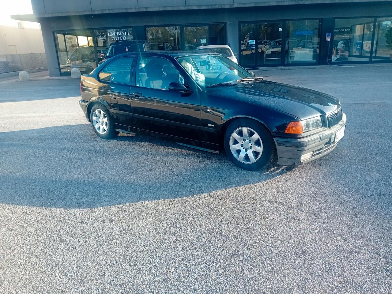 Bmw 318 318tds turbodiesel cat Compact Carving