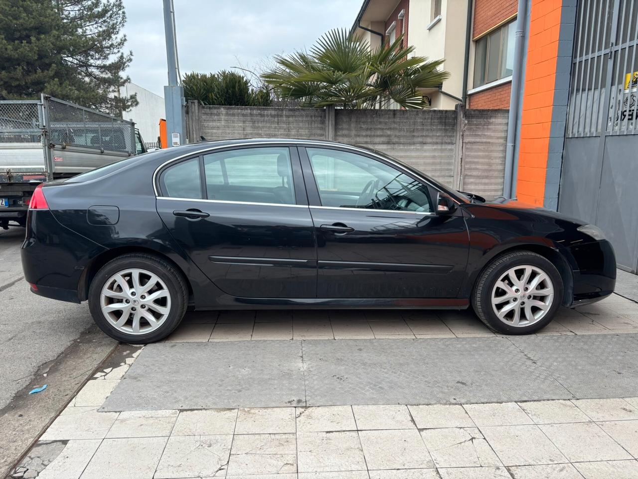 Renault Laguna 2.0 16V GPL Initiale