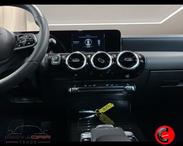 MERCEDES-BENZ A 180 d Automatic Business Extra