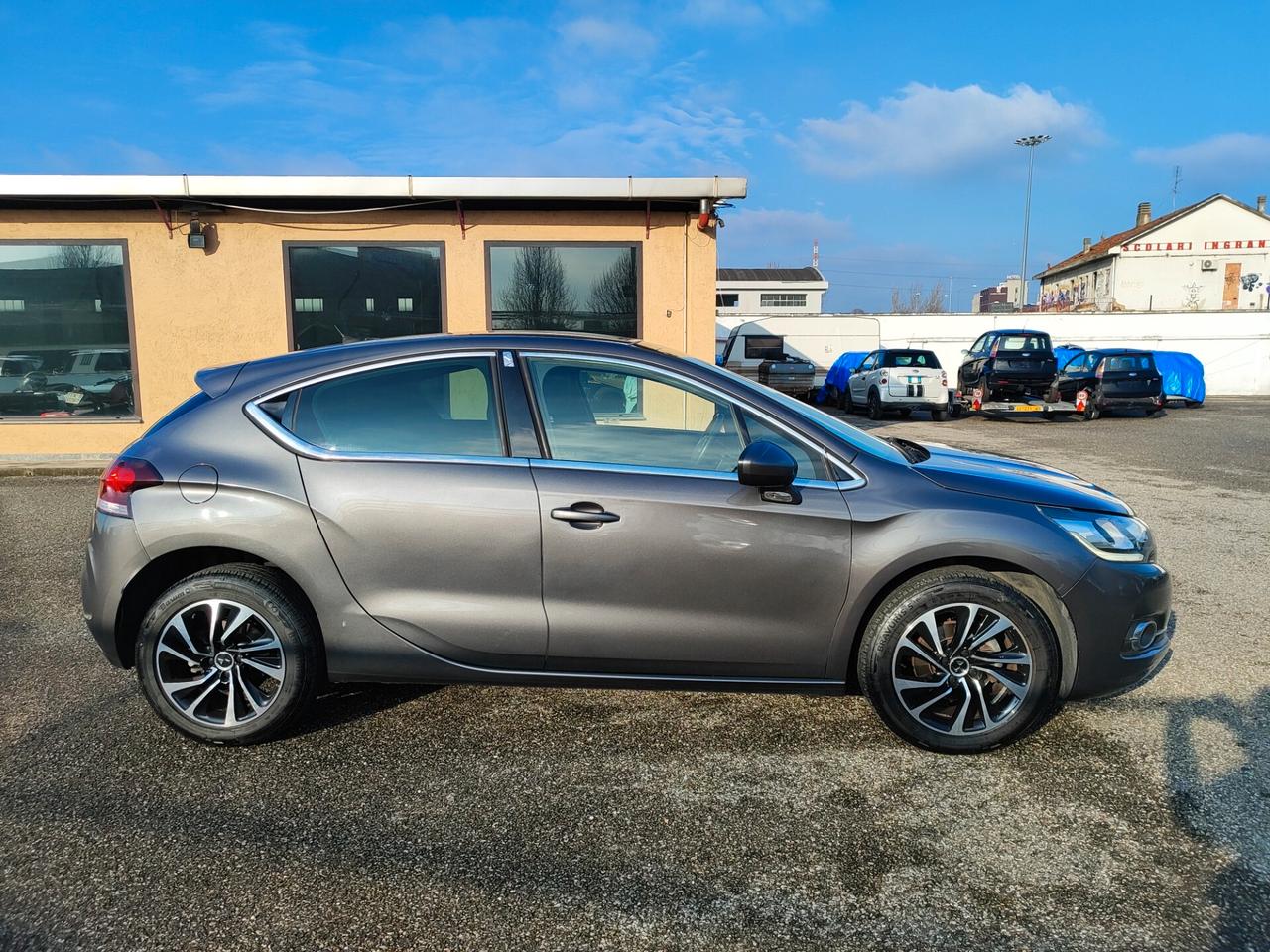 Ds DS4 4 BlueHDi 120 S&S Business